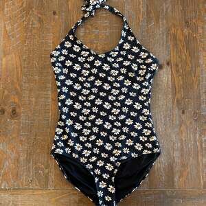 Janela Bay Daisy Floral Halter One Piece Swimsuit Size M